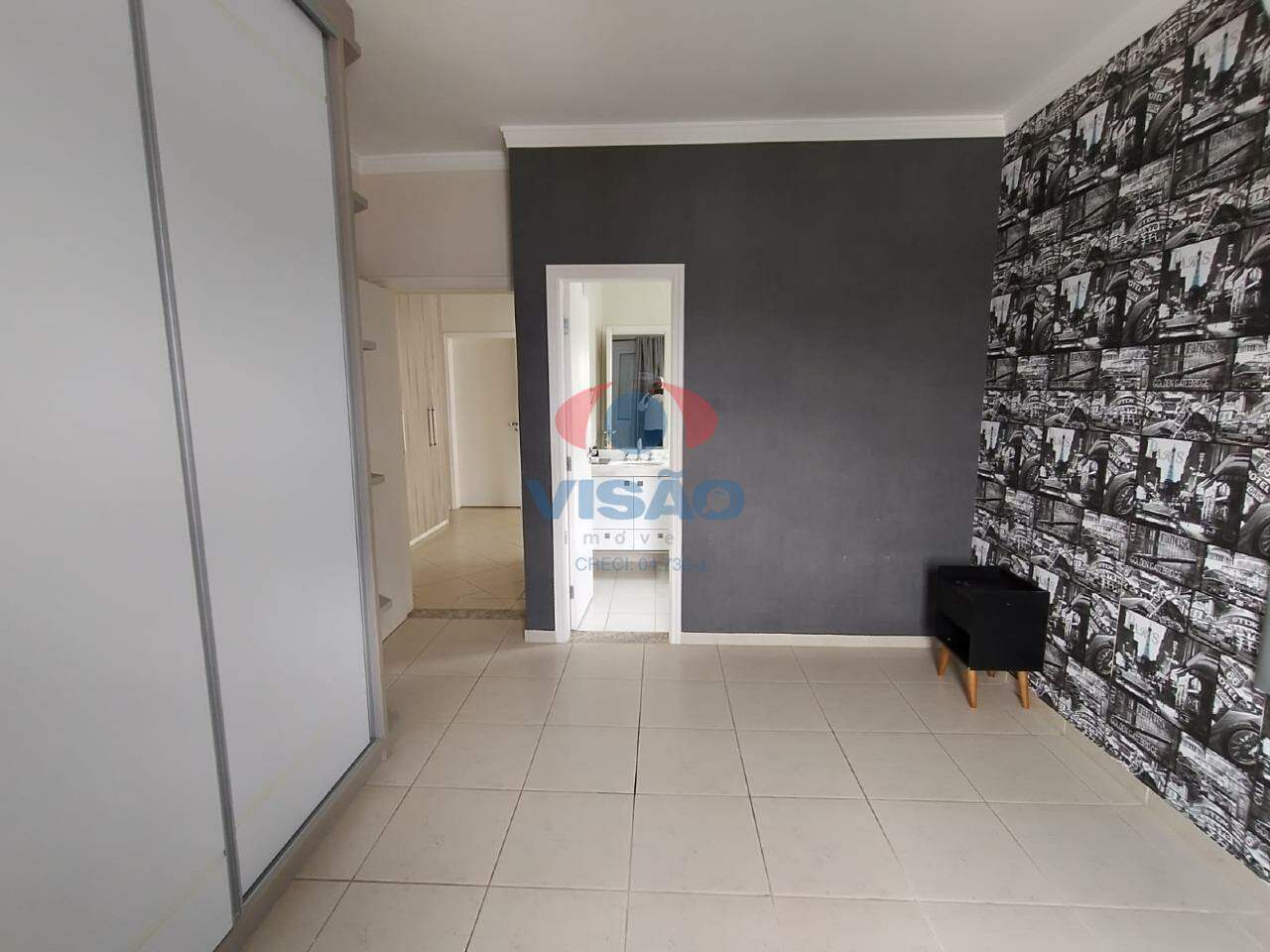 Casa em condomínio à venda no Jardim Portal de Itaici: 