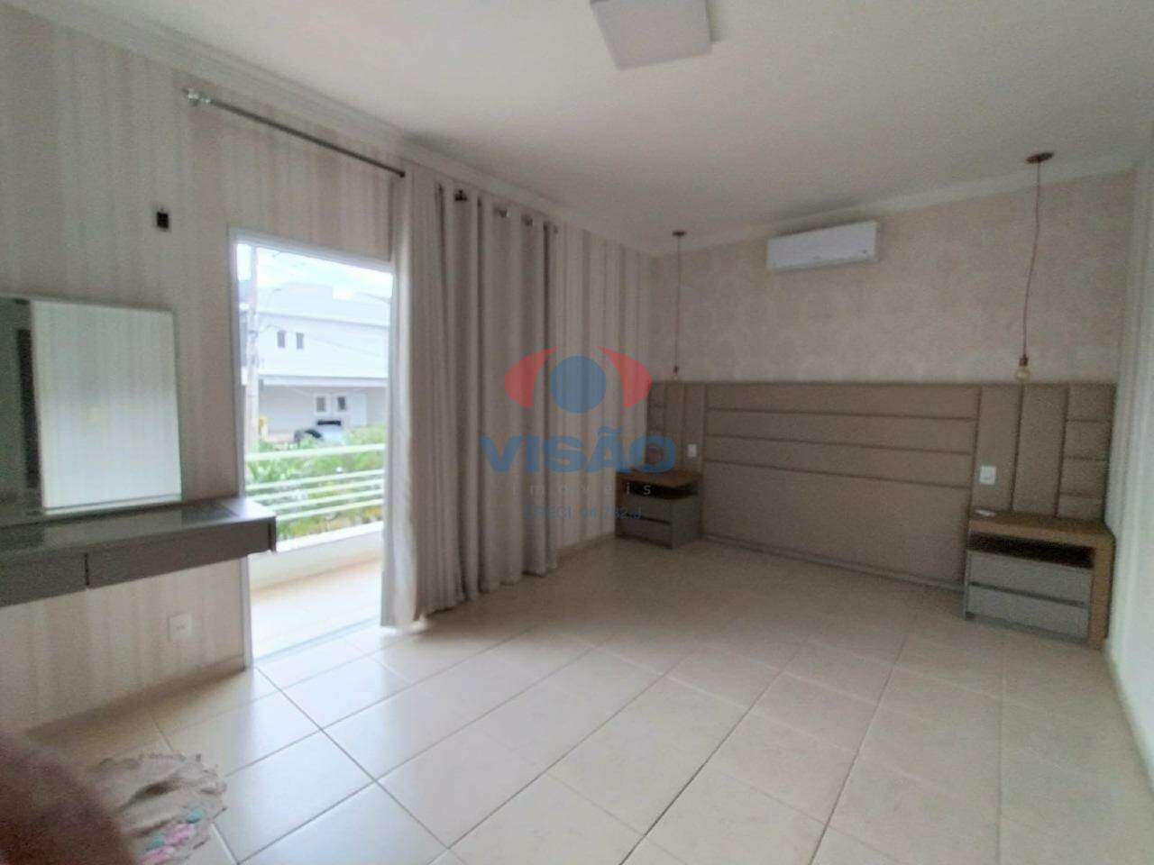 Casa em condomínio à venda no Jardim Portal de Itaici: 