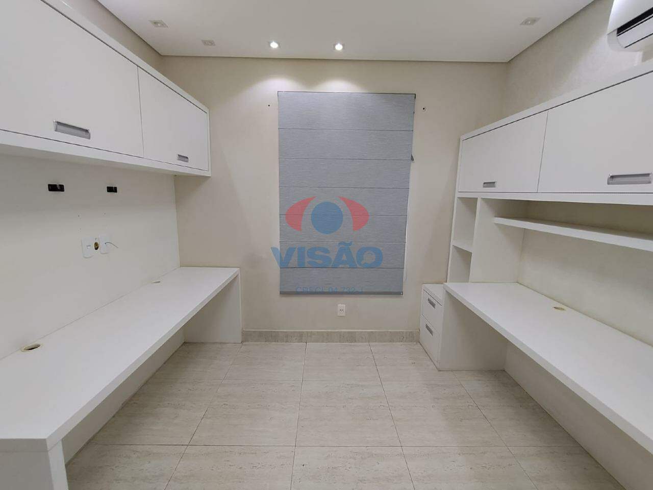 Casa em condomínio à venda no Jardim Portal de Itaici: 