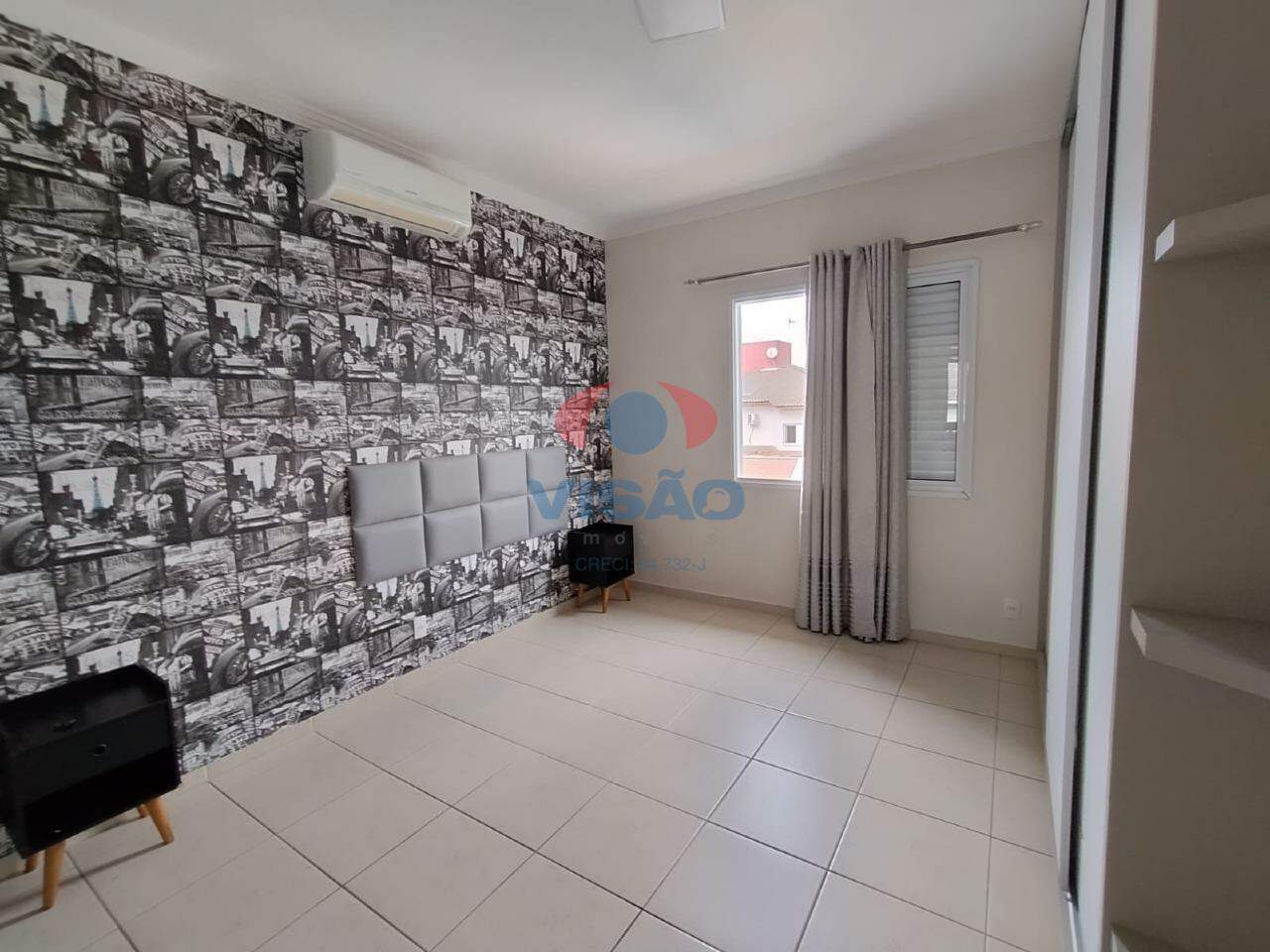 Casa em condomínio à venda no Jardim Portal de Itaici: 