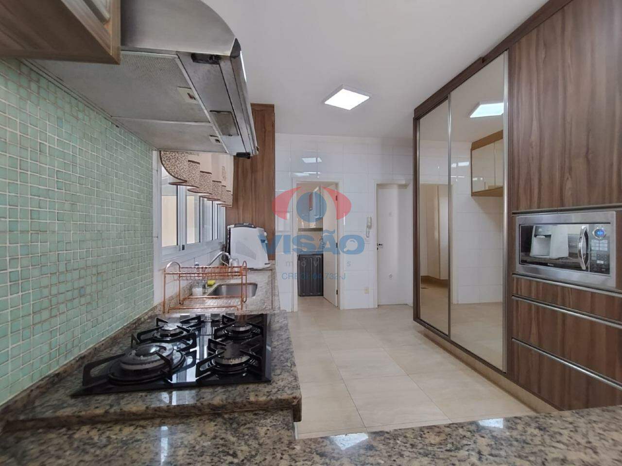 Casa em condomínio à venda no Jardim Portal de Itaici: 