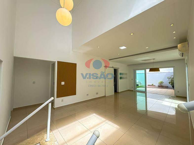 Casa - Sobrado à venda no Jardim Portal dos Ipês: 