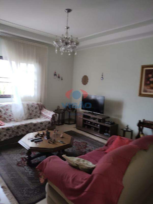 Casa à venda no Jardim Esplanada: 