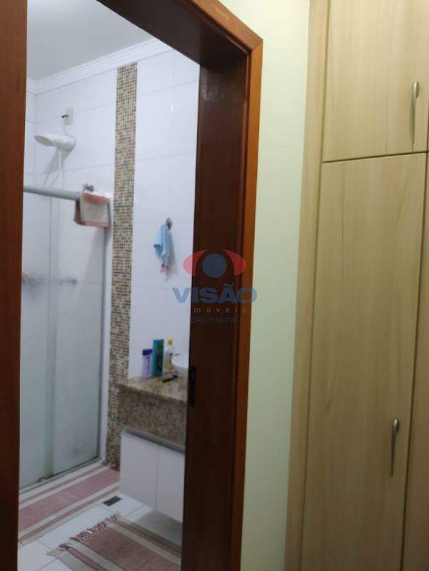 Casa à venda no Jardim Esplanada: 