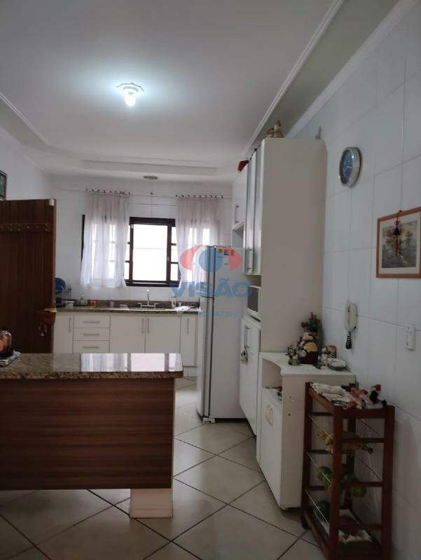 Casa à venda no Jardim Esplanada: 