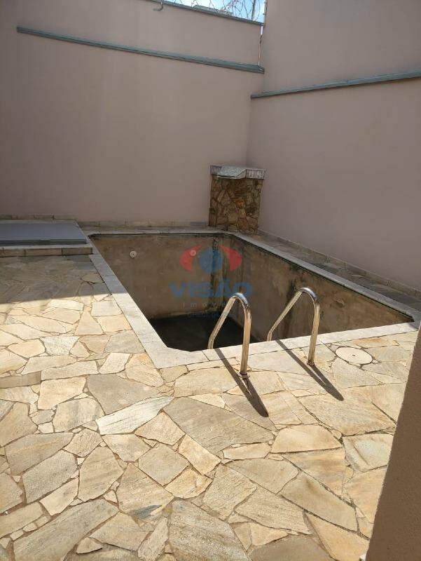 Casa à venda no Jardim Esplanada: 