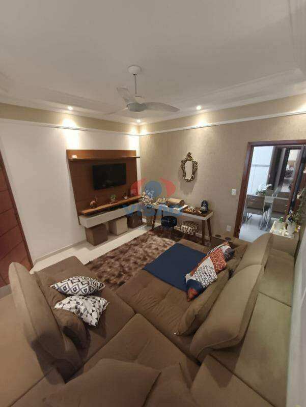 Casa à venda no Parque Boa Esperança: 