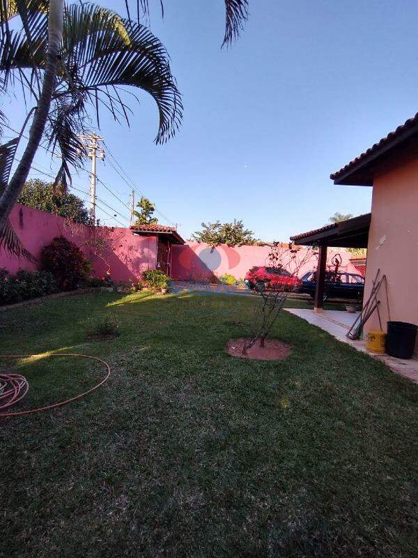 Chácara à venda no Parque das Bandeiras: 