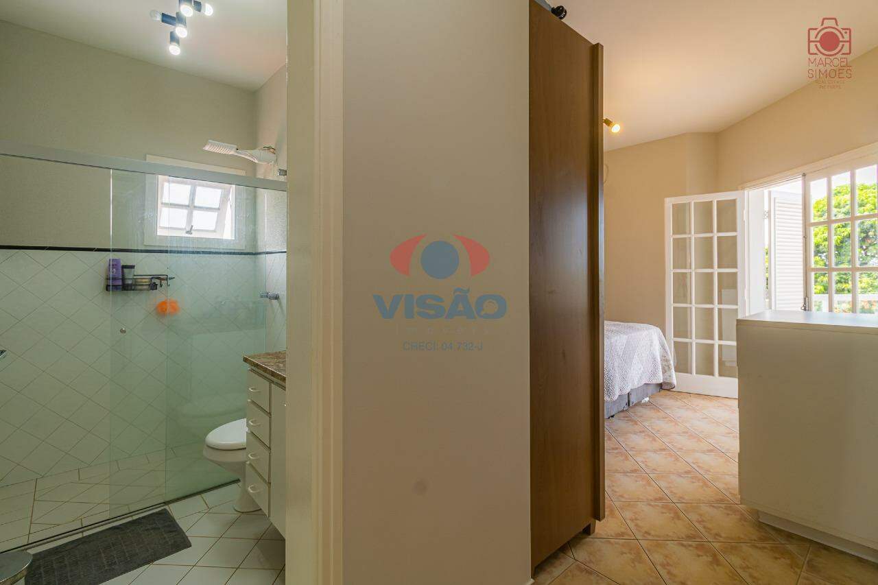 Casa em condomínio à venda no Terras de Santa Rosa II: 