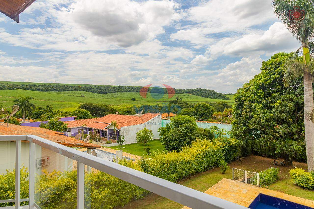 Casa em condomínio à venda no Terras de Santa Rosa II: 
