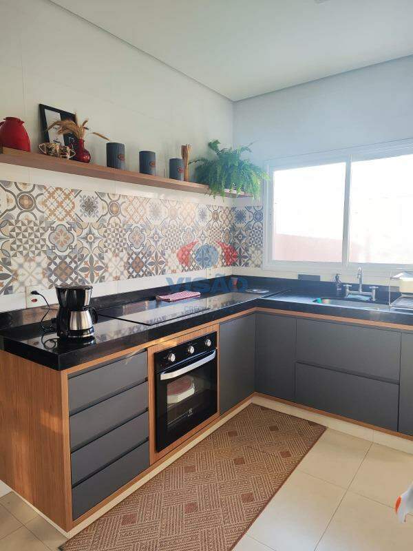 Casa à venda no Jardim União: 