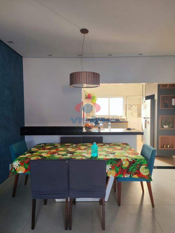 Casa à venda no Jardim União: 