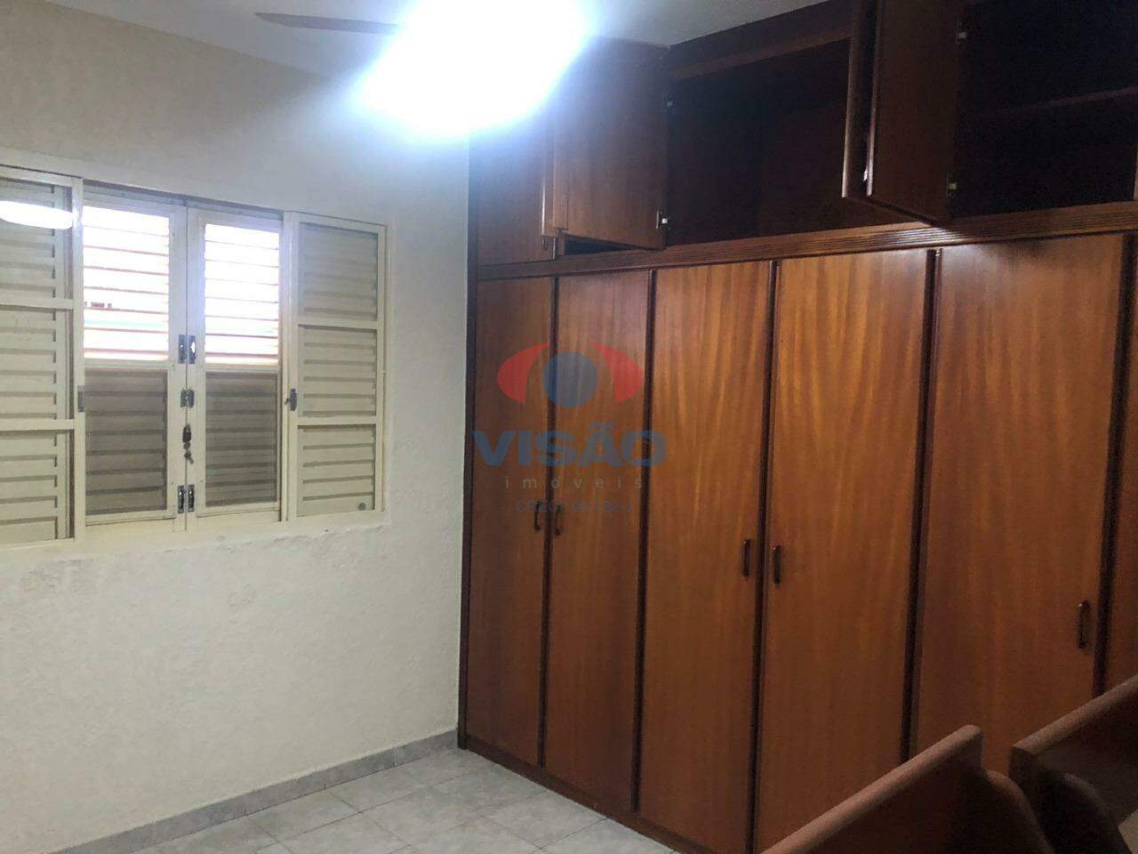 Casa à venda no Centro: