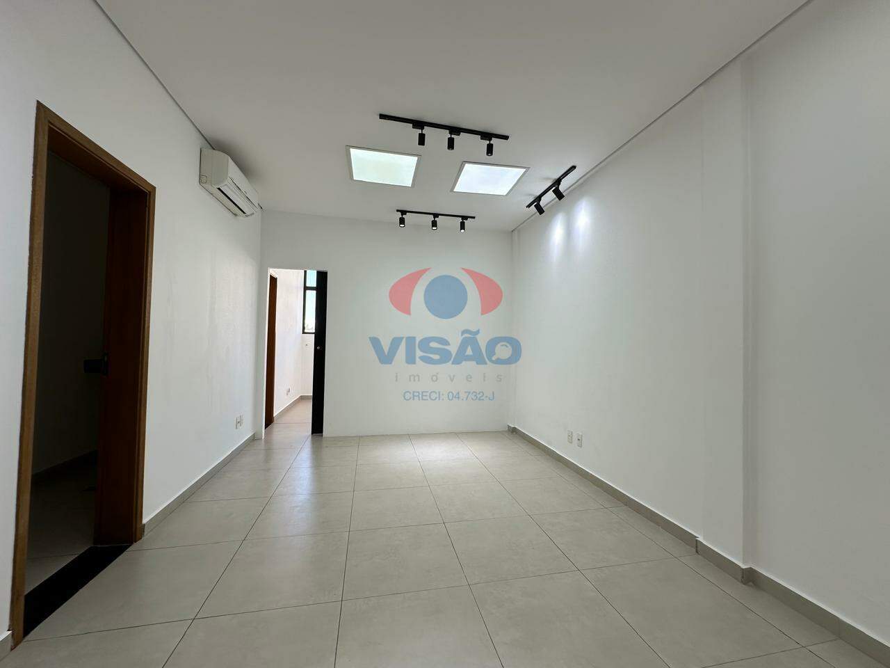 Sala para aluguel no Vila Sfeir: 