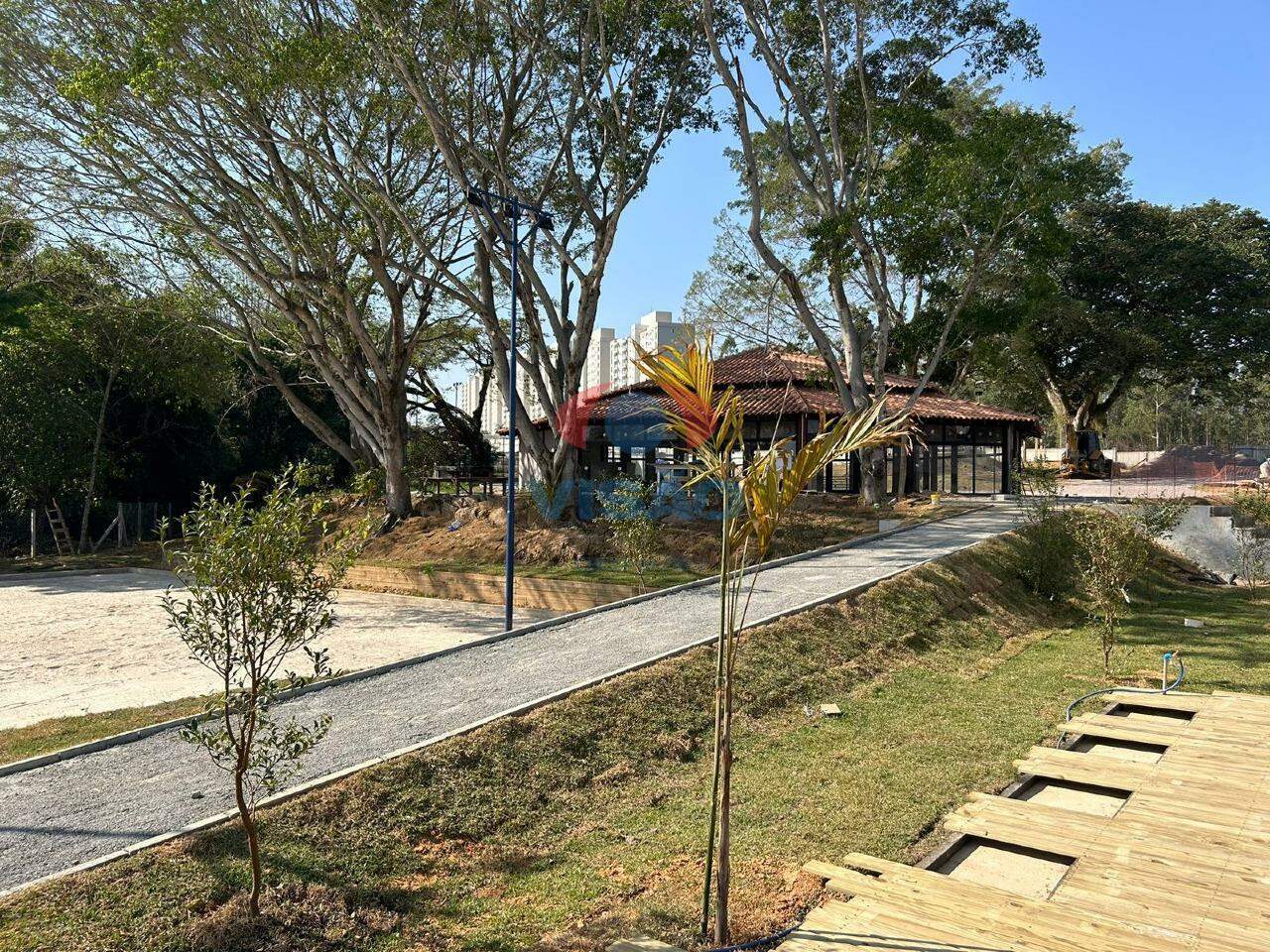 Terreno em condomínio à venda no Jardim Casablanca: 