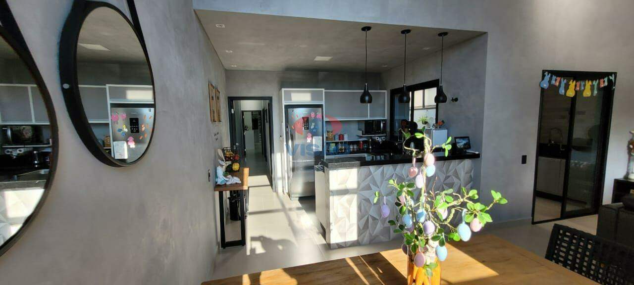 Casa em condomínio à venda no Jardins do Império: 