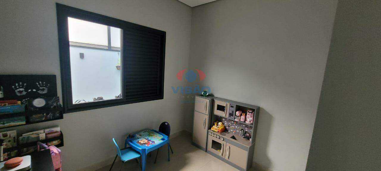 Casa em condomínio à venda no Jardins do Império: 