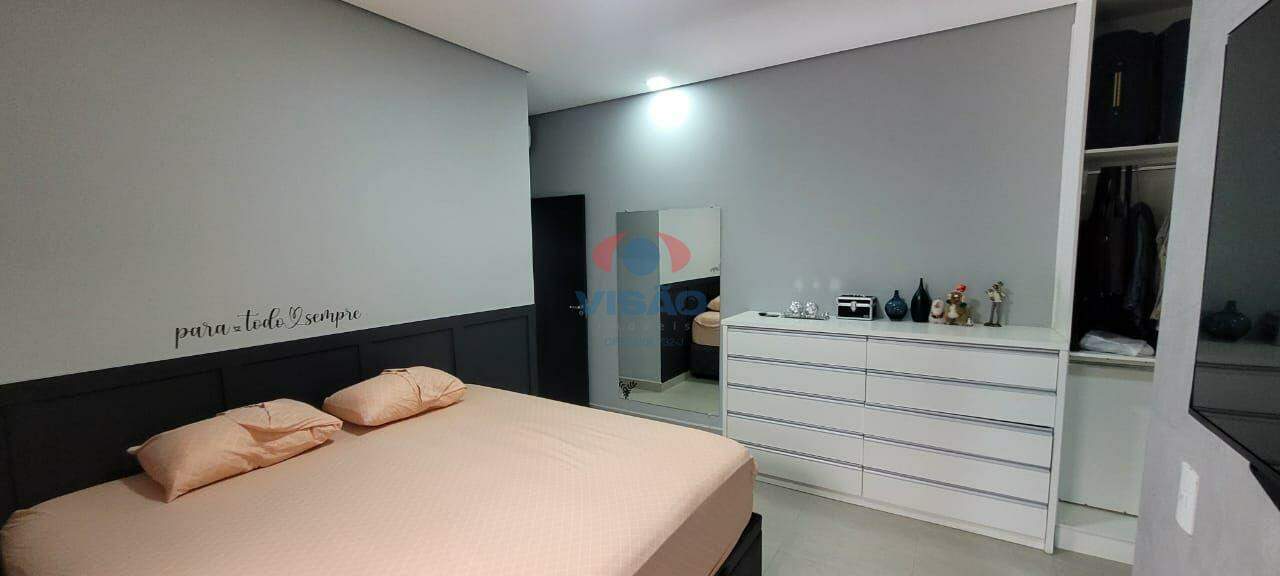 Casa em condomínio à venda no Jardins do Império: 