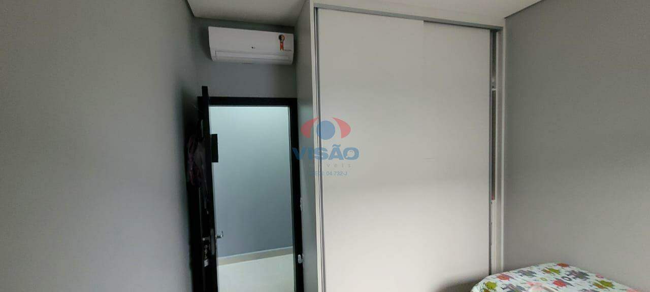 Casa em condomínio à venda no Jardins do Império: 