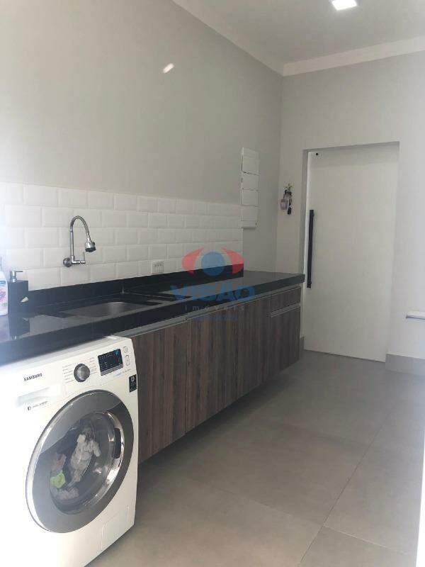 Casa em condomínio à venda no Residencial São Bento: 