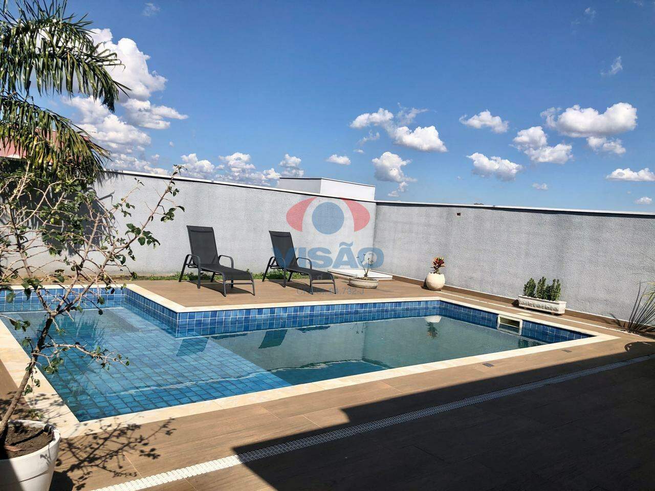 Casa em condomínio à venda no Residencial São Bento: 