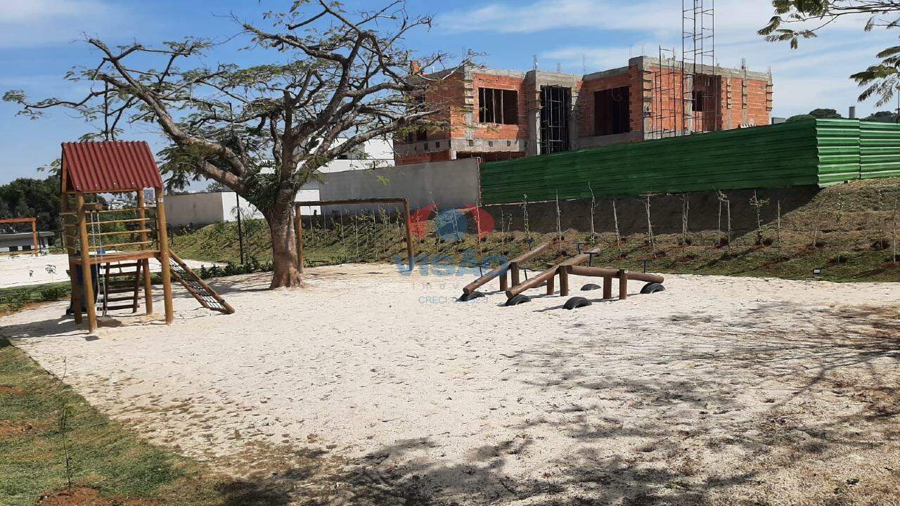 Terreno em condomínio à venda no Jardim Villa Sapezal: 