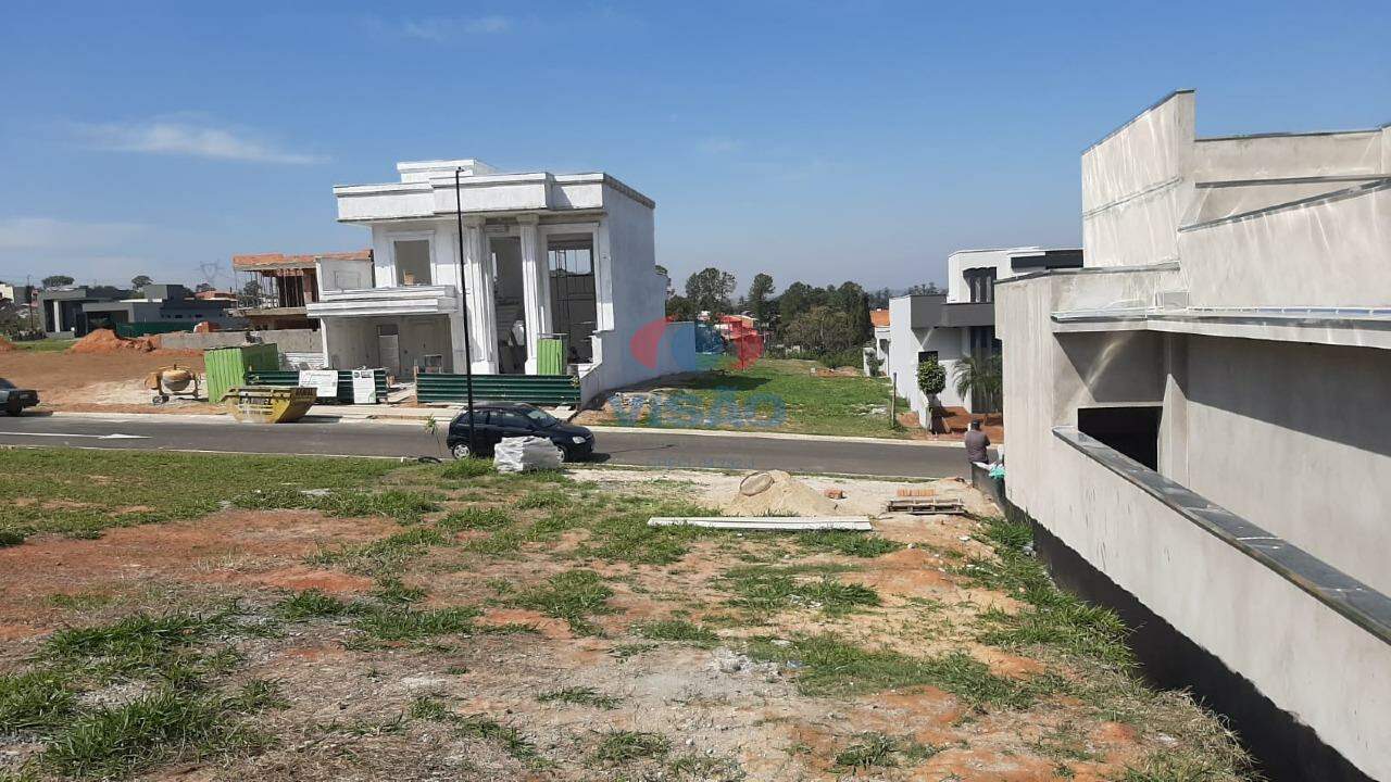 Terreno em condomínio à venda no Jardim Villa Sapezal: