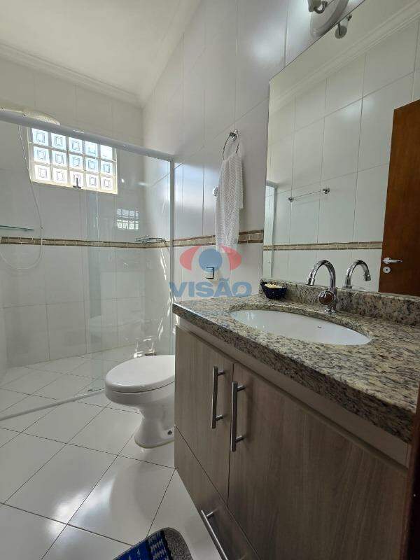 Casa em condomínio à venda no Villaggio Di Itaici: 