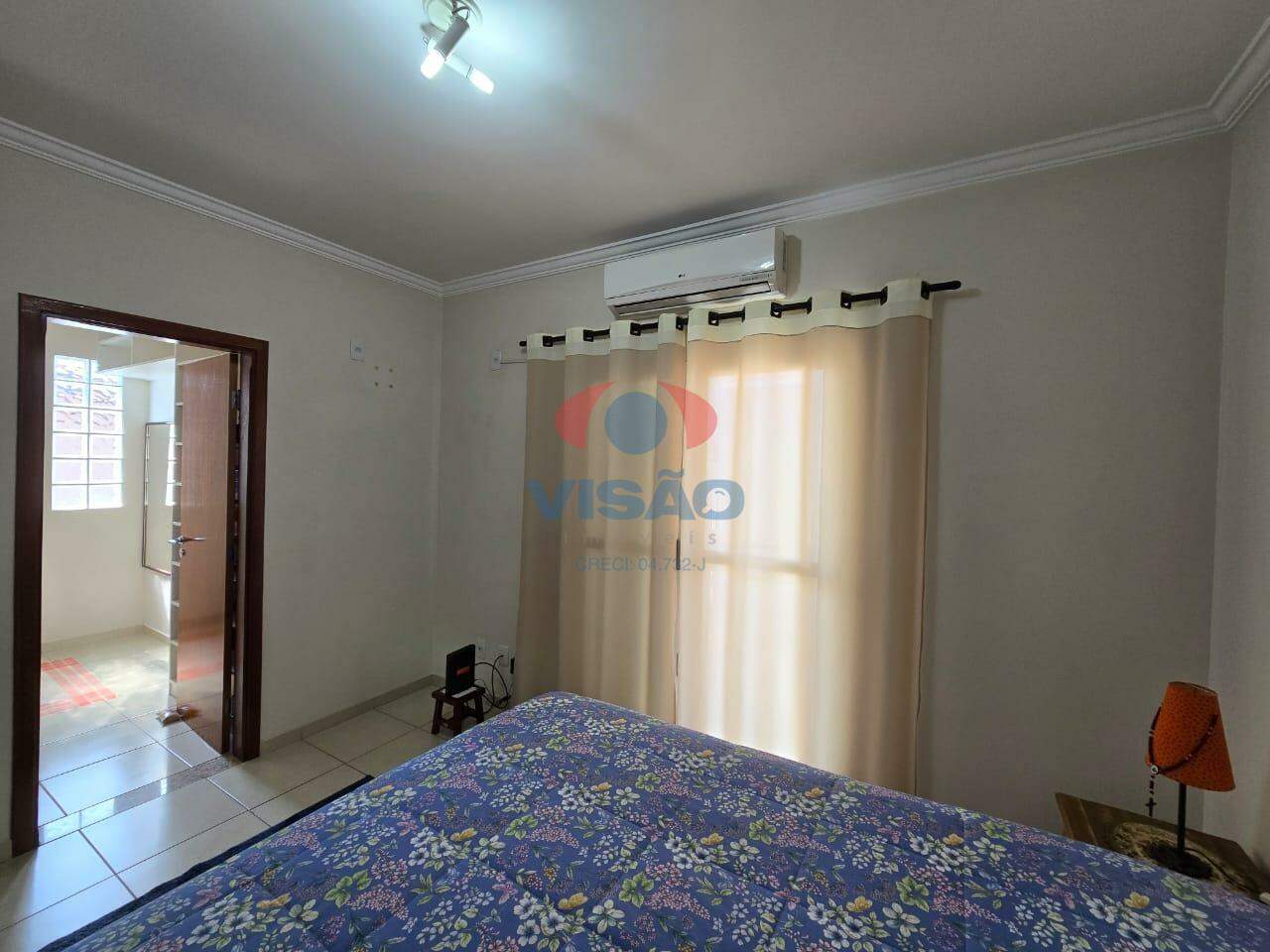 Casa em condomínio à venda no Villaggio Di Itaici: 