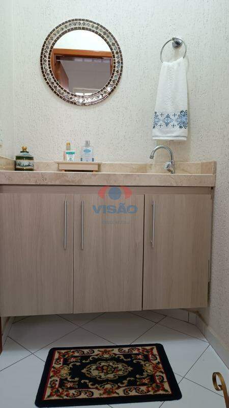 Casa em condomínio à venda no Villaggio Di Itaici: 