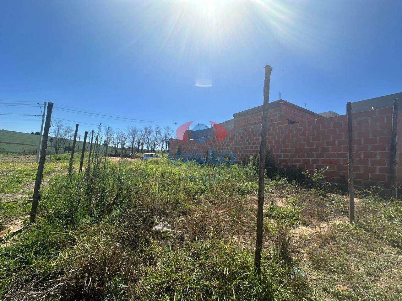 Terreno à venda no Parque Barnabé: 