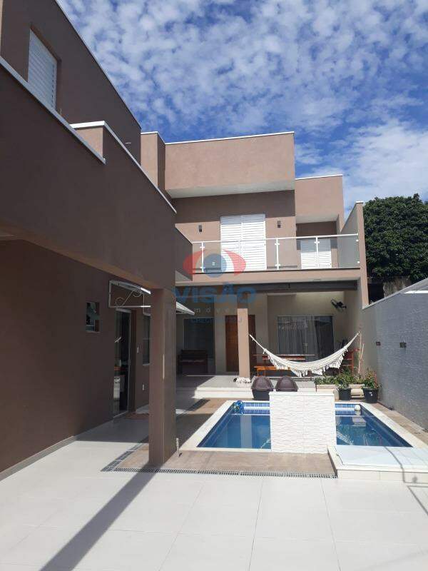 Casa à venda no Jardim Regina: