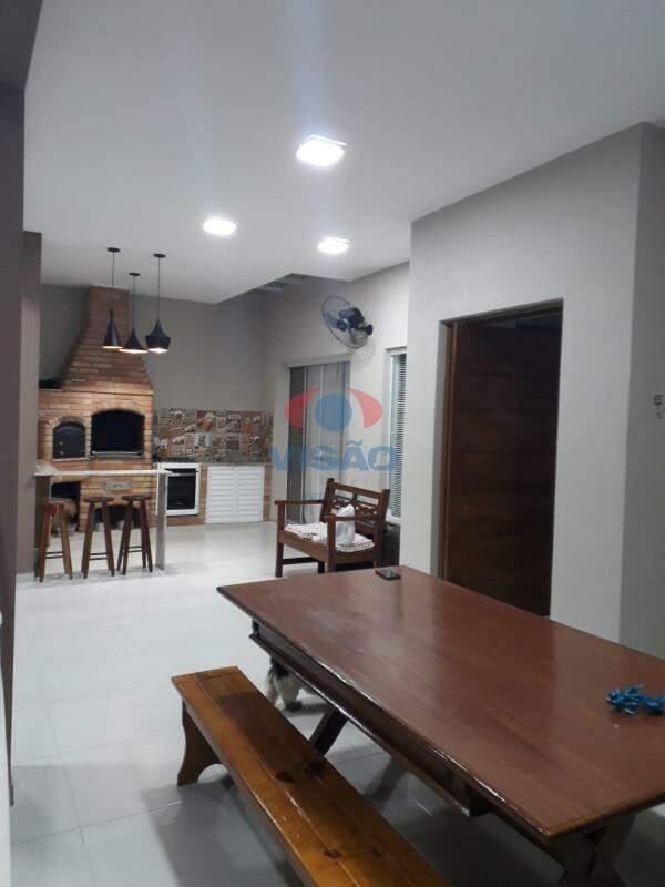 Casa à venda no Jardim Regina: