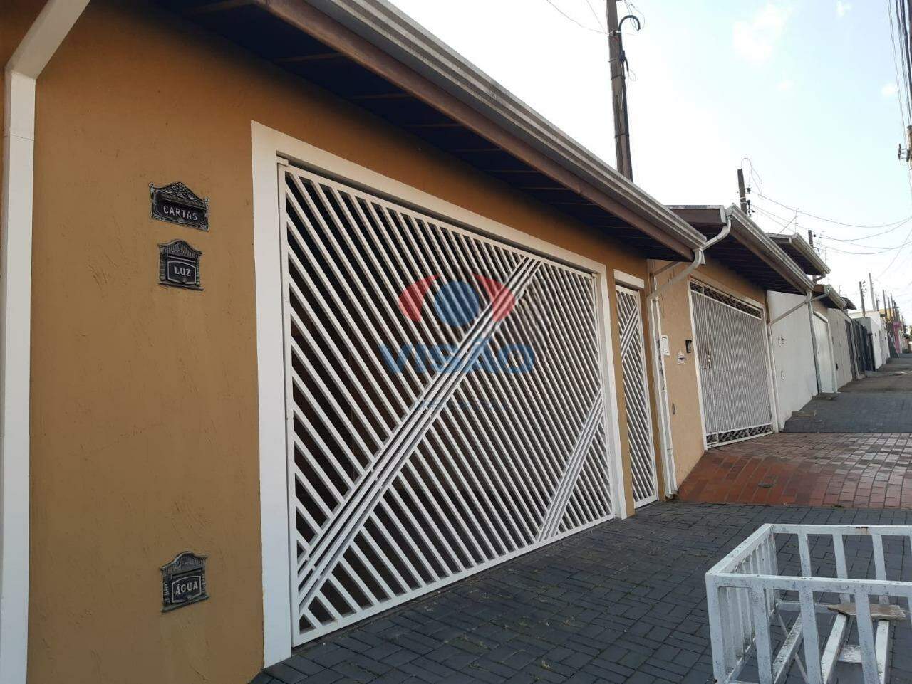 Casa à venda no Jardim Recanto do Valle: Fachada