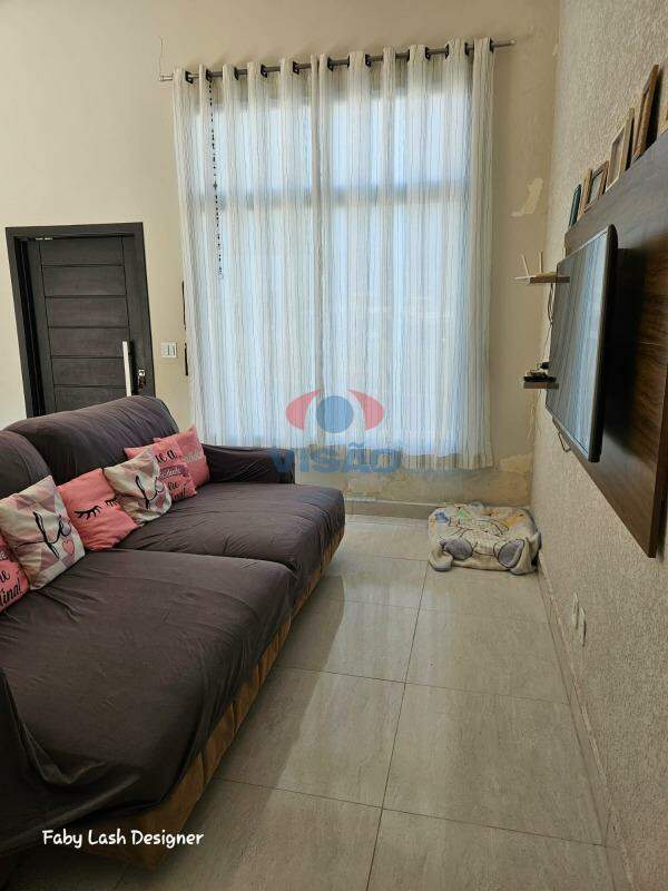 Casa em condomínio à venda no Jardins do Império: 