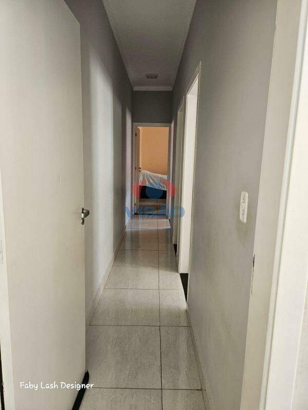 Casa em condomínio à venda no Jardins do Império: 