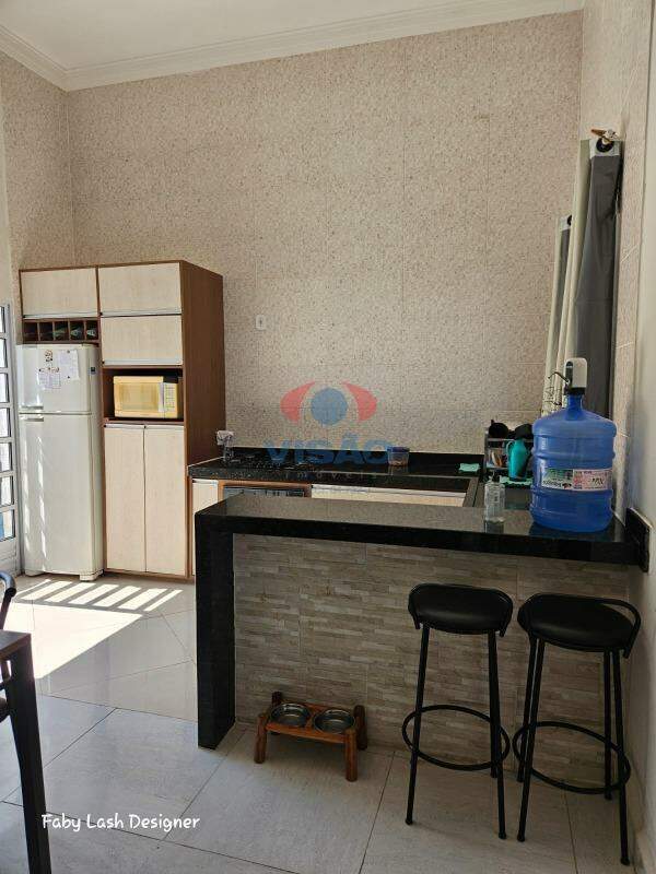 Casa em condomínio à venda no Jardins do Império: 