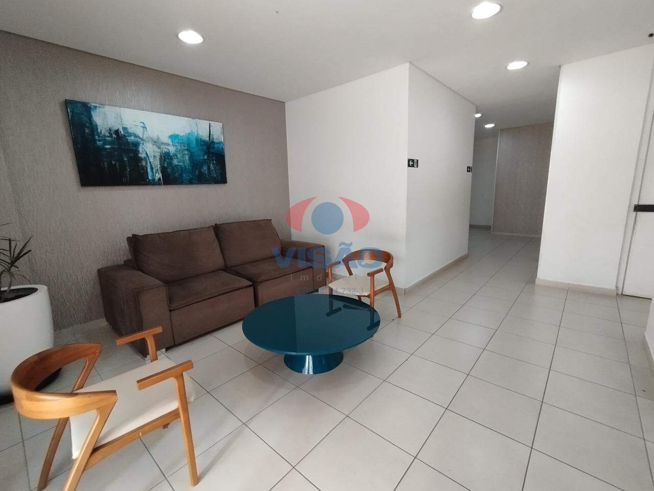 Apartamento para aluguel no Bairro Pau Preto: Hall
