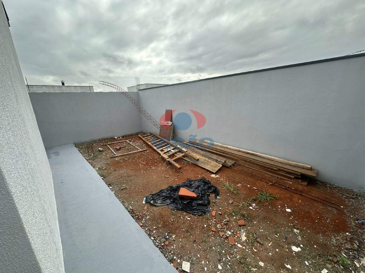 Casa à venda no Jardim das Araras: 