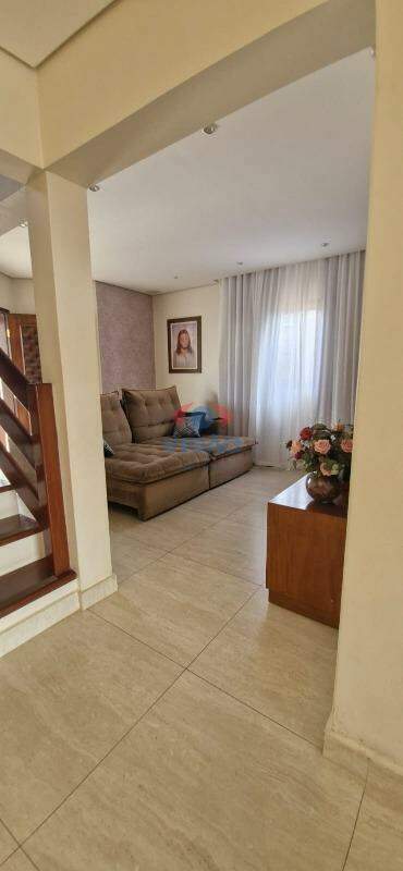 Casa - Sobrado à venda no Jardim Regina: