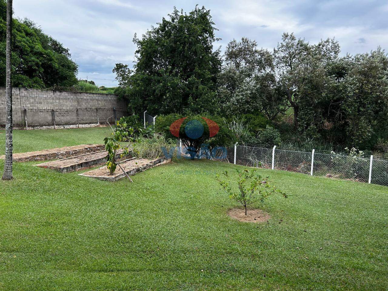 Chácara em condomínio à venda no Recanto das Flores: 