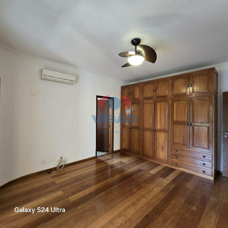 Casa em condomínio à venda no Chácara Areal: 