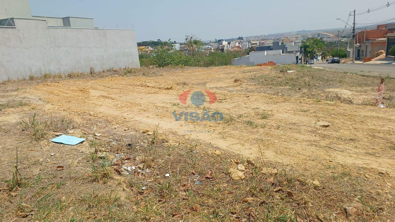 Terreno à venda no Jardim Moriyama: 