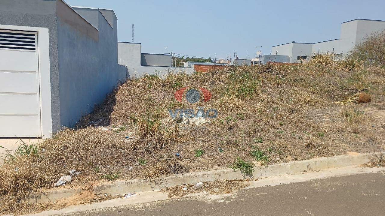 Terreno à venda no Jardim Moriyama: 