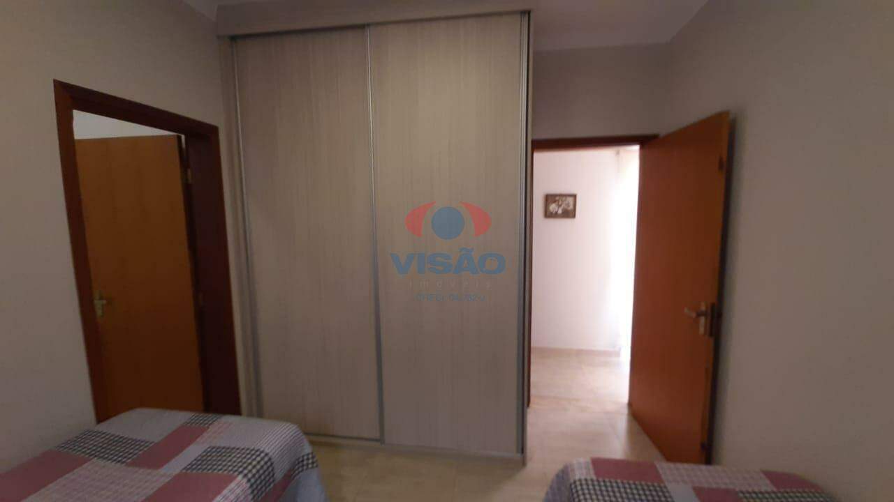 Casa em condomínio à venda no Residencial Beira da Mata: 