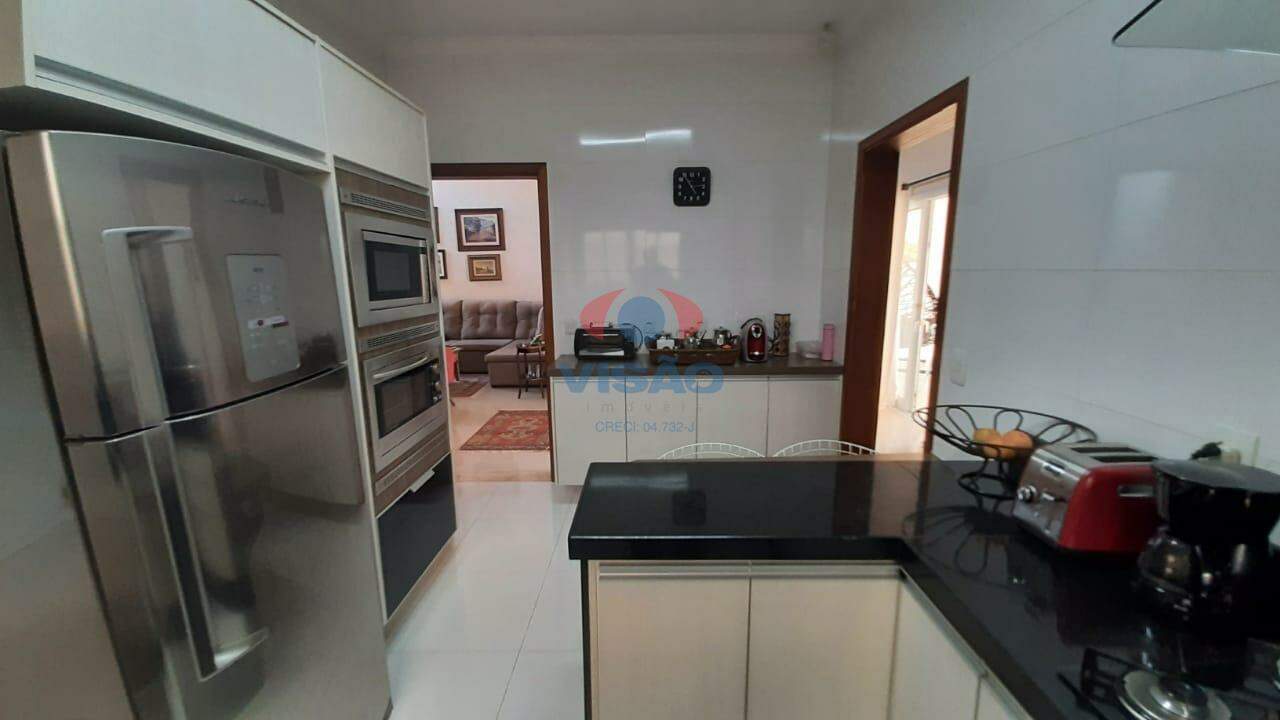 Casa em condomínio à venda no Residencial Beira da Mata: 