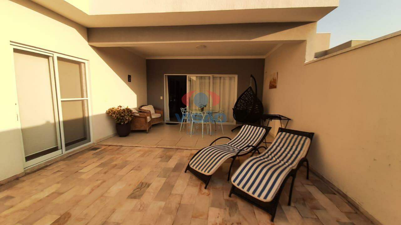 Casa em condomínio à venda no Residencial Beira da Mata: 