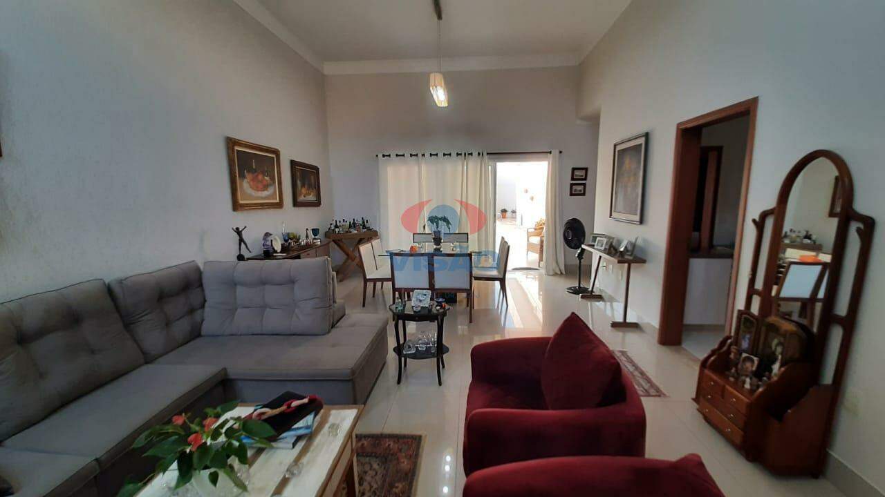 Casa em condomínio à venda no Residencial Beira da Mata: