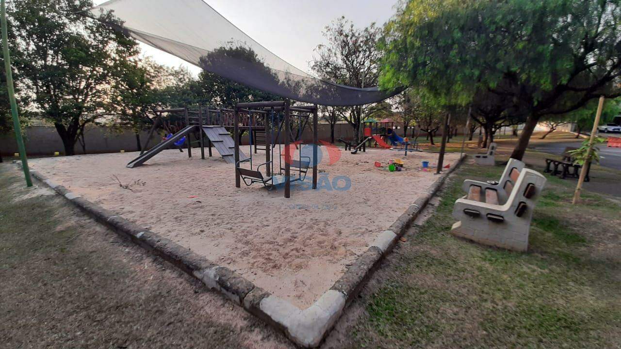 Casa em condomínio à venda no Residencial Beira da Mata: 
