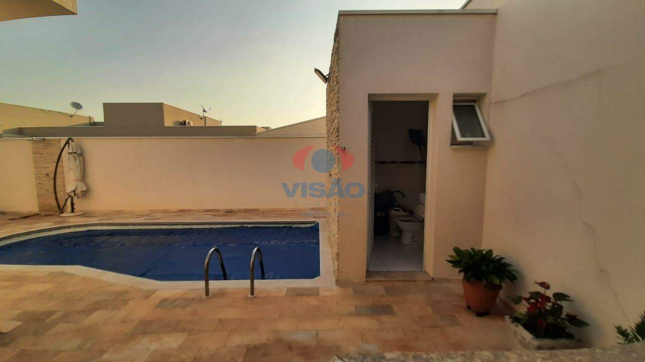 Casa em condomínio à venda no Residencial Beira da Mata: 